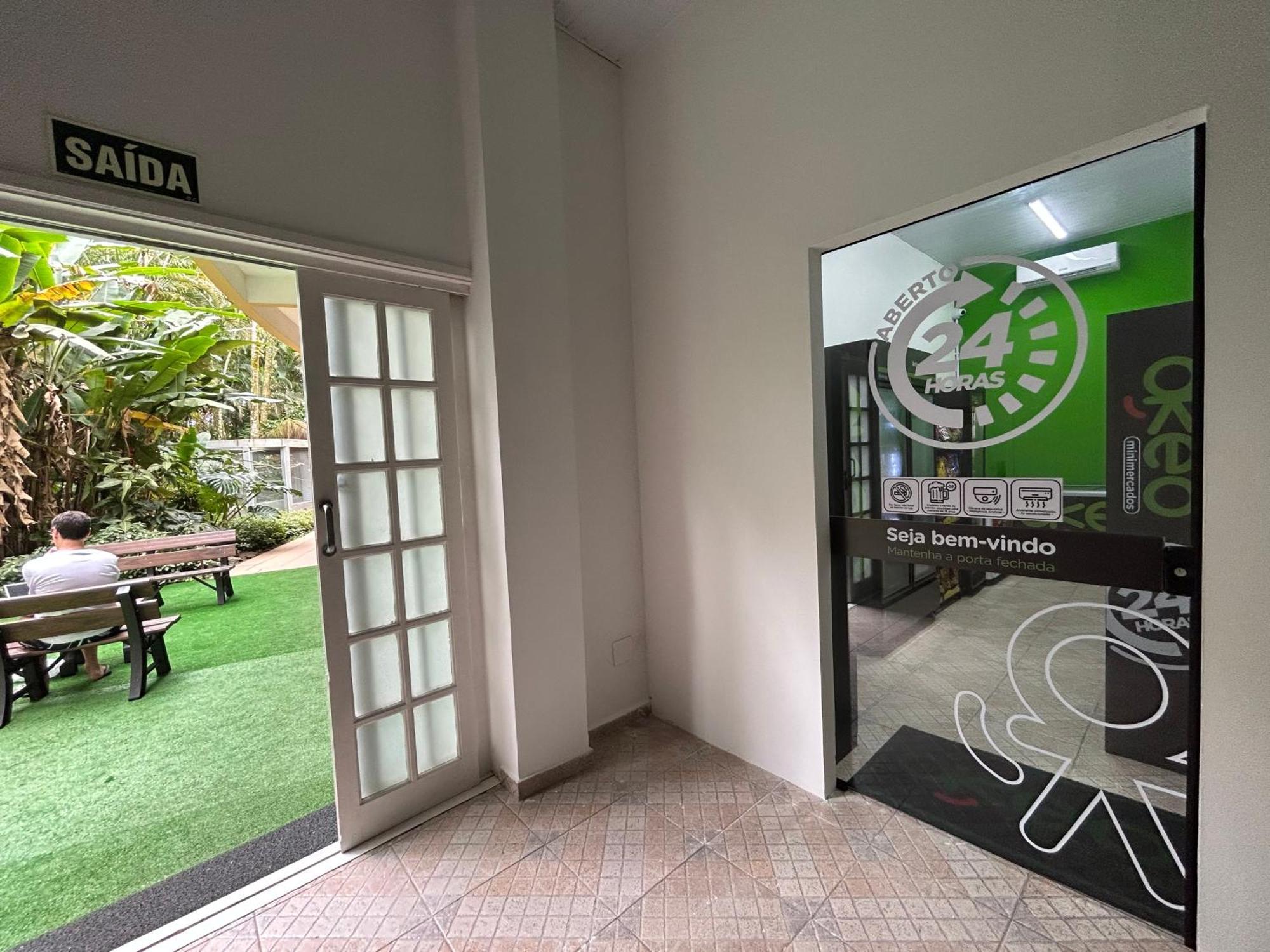 Fabuloso Flat 225, 2 Piscinas Climatizadas, Sky Com 170 Canais,Tv Com Xbox, Internet Particular 500M Bertioga, Riviera De Sao Lourenco Flat Duplex Inteiro, Adega, Cozinha Equipada Completa Servico De Hotelaria, Servico De Praia Nos Finais De Semana Exteriör bild